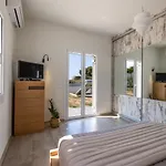 Amy's Seaside Oasis أرغوستولي
