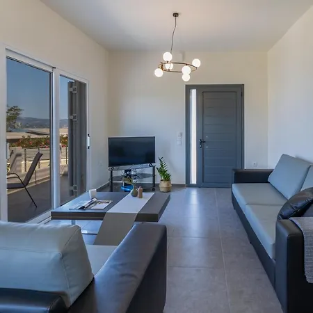 Amy's Seaside Oasis Apartment *